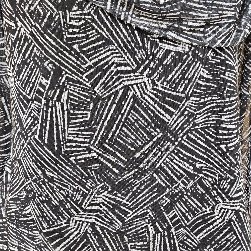 Ella Rafaella Blouse Womens Size 1X Black White Cowl Neck Top Abstract Print - Picture 7 of 8